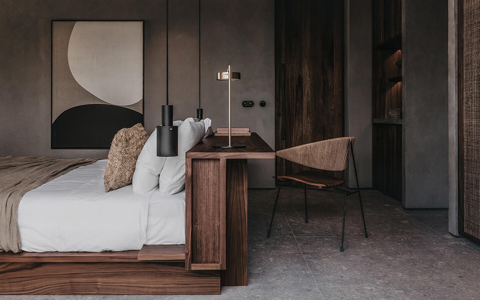 Comfortable rooms at Hotel Lake And Woods